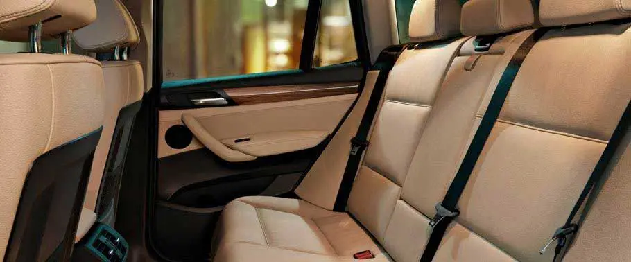 BMW X3 xDrive20d xLine Interior seats