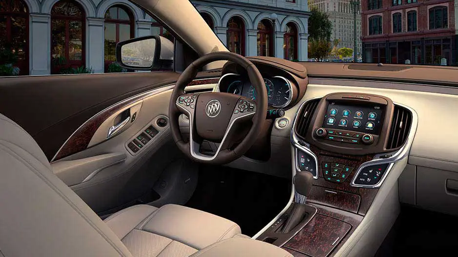 Buick LaCrosse FWD Premium II Interior