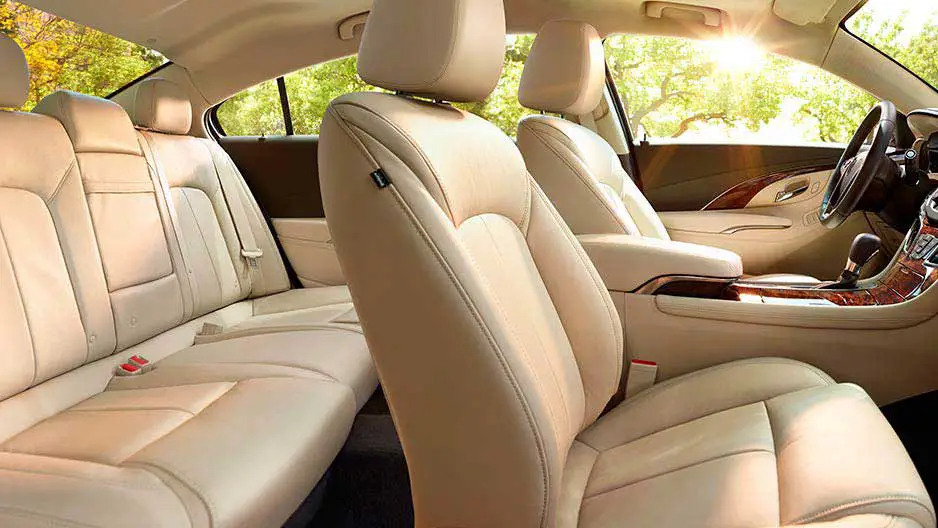 Buick LaCrosse FWD Premium II Interior seats