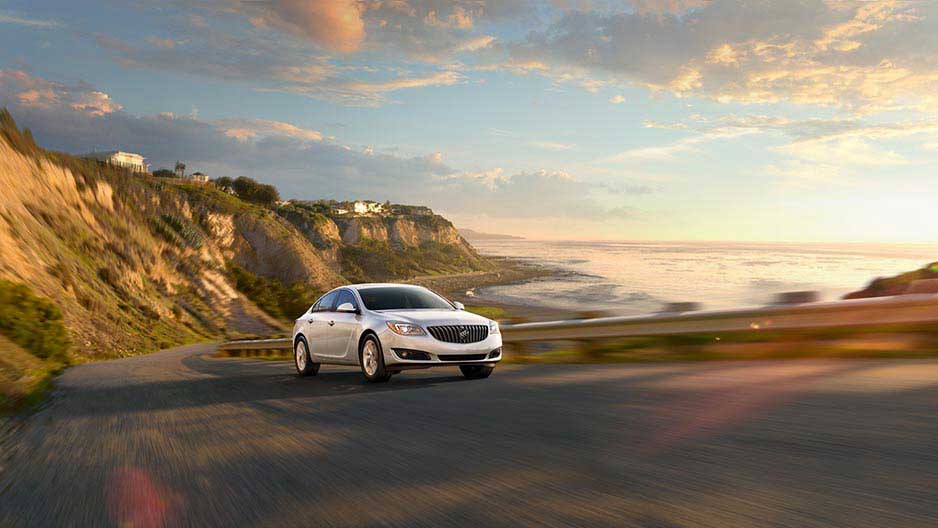 Buick Regal AWD Premium 1 Exterior overview
