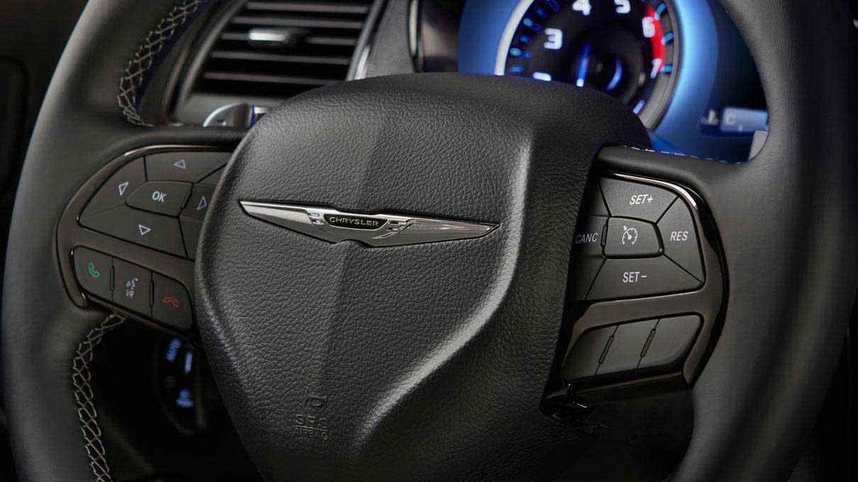 Chrysler 300C AWD Interior