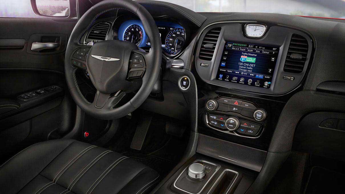 Chrysler 300C AWD Interior steering
