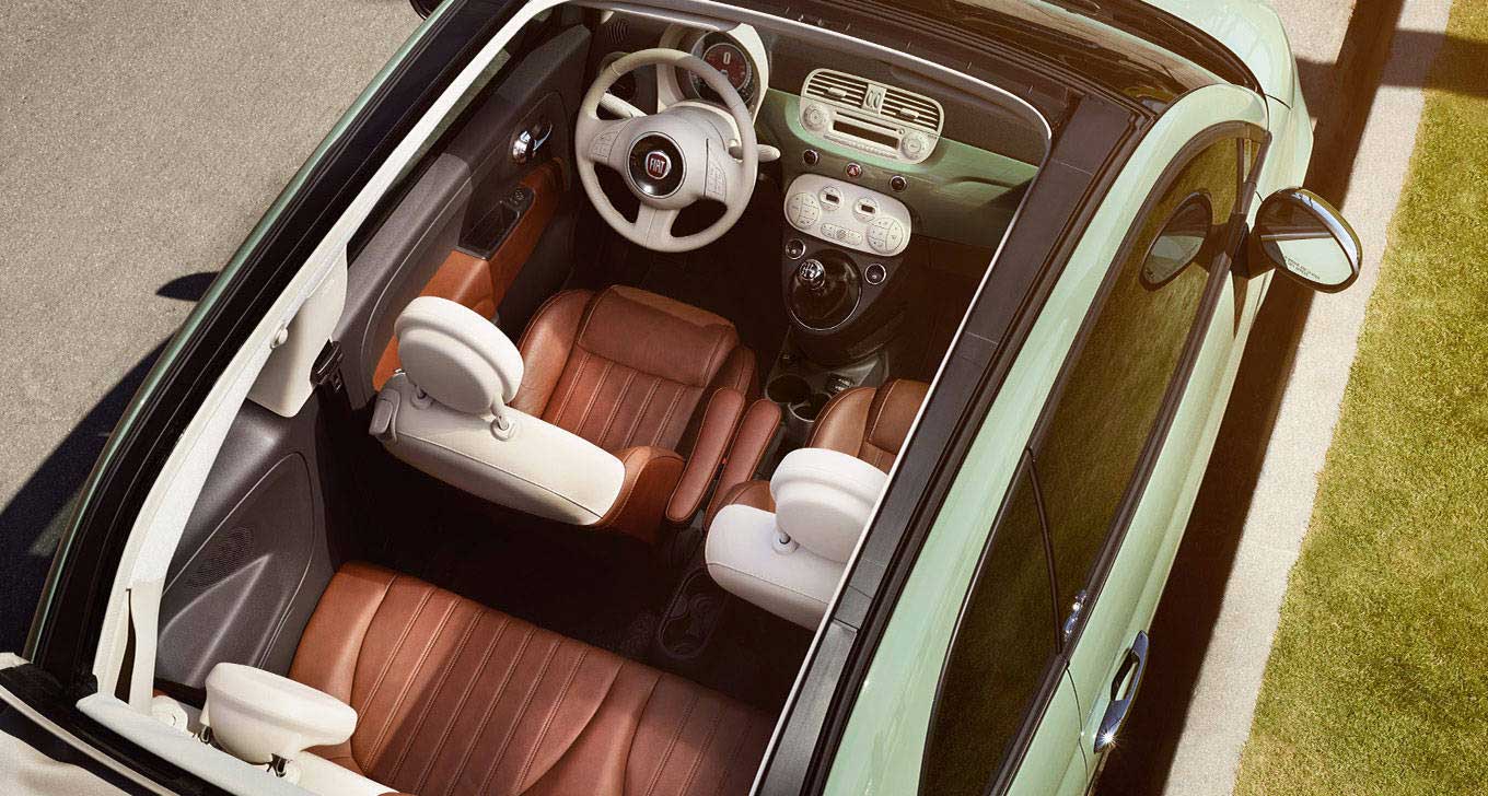 Fiat 500C Lounge Interior top view