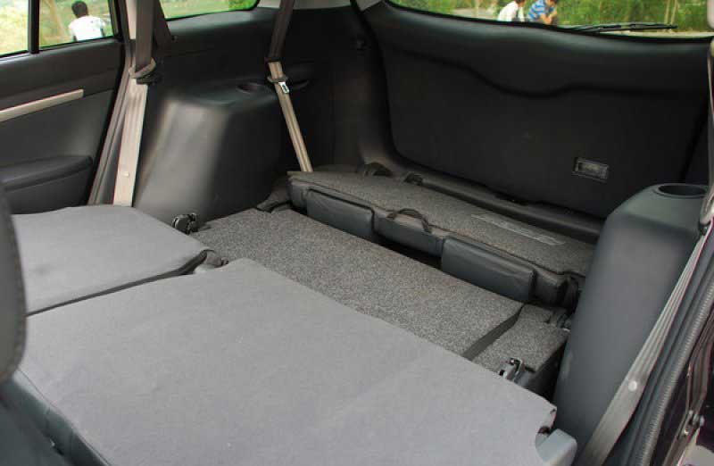 Haima Freema GLX 1.6 7 Seat MT Comfort Interior