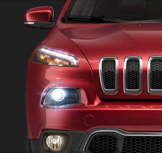 Jeep Cherokee Sport 4WD Exterior front headlights