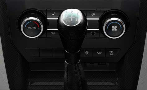Mahindra Scorpio S10 4WD(Diesel) Gearbox view