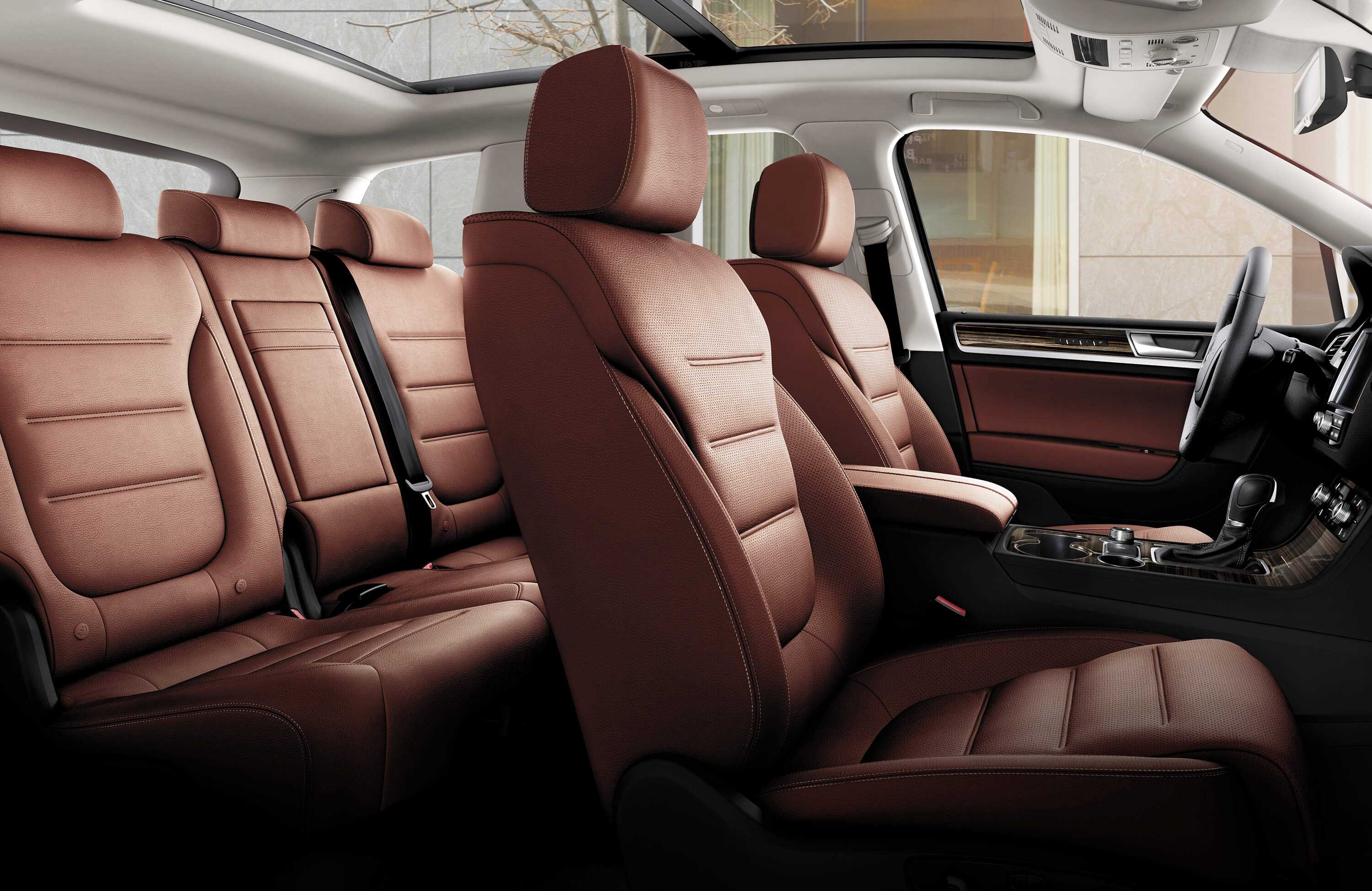 Volkswagen Touareg TDI Lux Interior seats